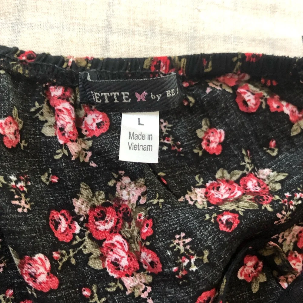 Cute top size L - Picture 7 of 8